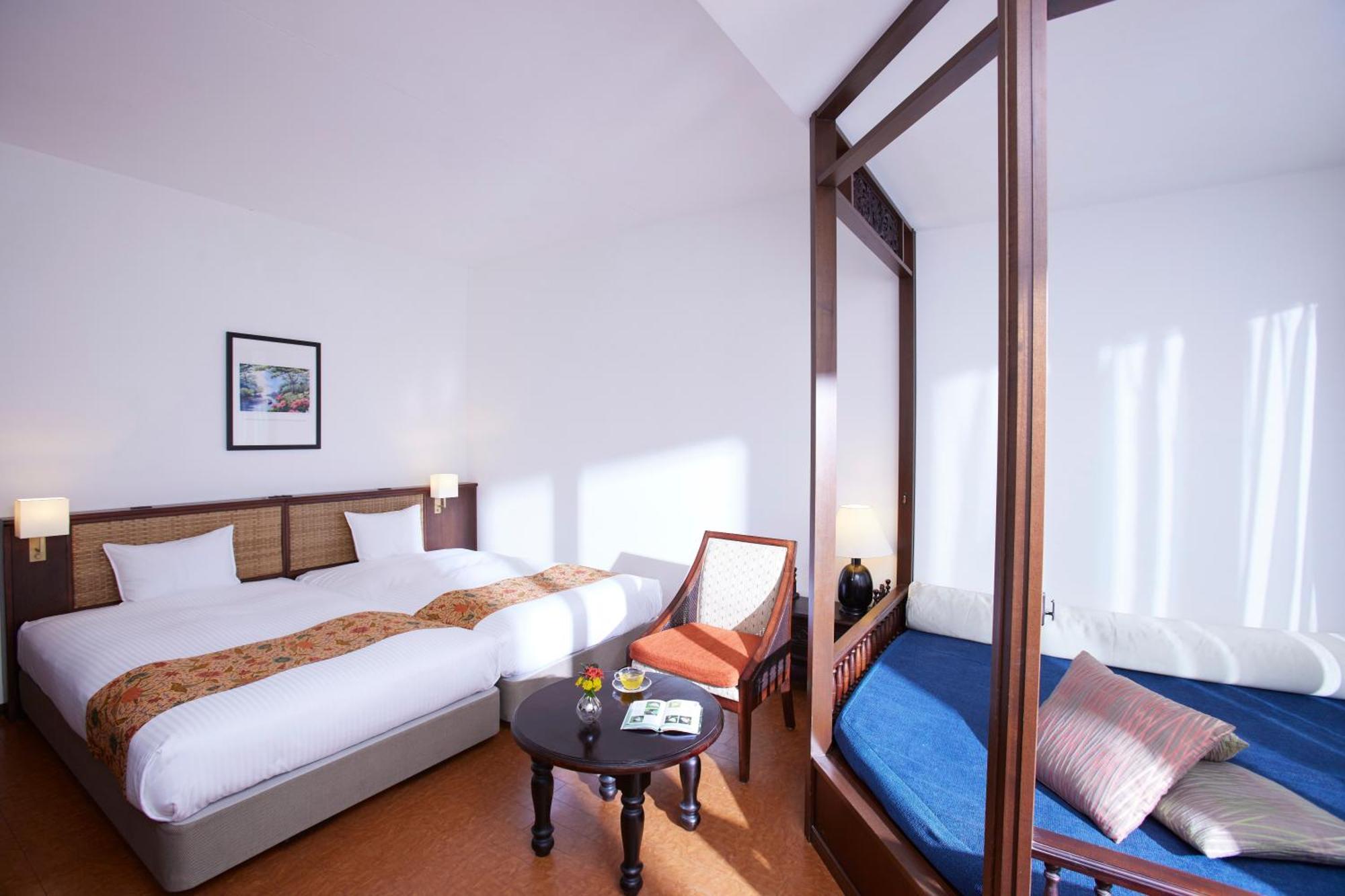 Iriomote Hotel By Hoshino Resorts Urauchi Bagian luar foto