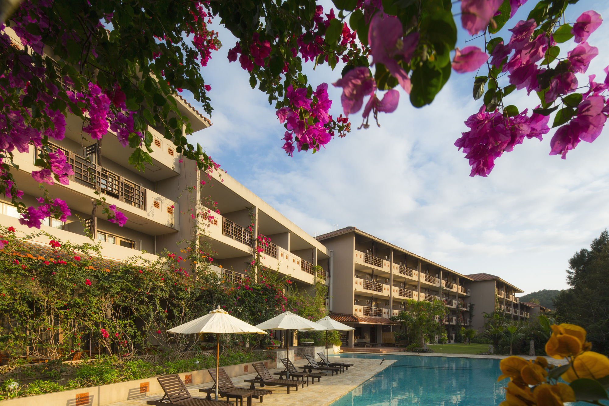 Iriomote Hotel By Hoshino Resorts Urauchi Bagian luar foto